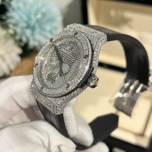 Hublot Classic Fusion Skull Custom Full Moissanite Diamonds Replica 11 Watch 42mm (3)