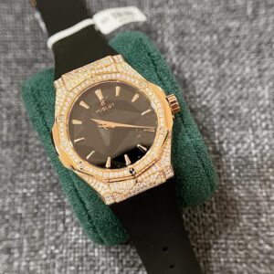 Hublot Orlinski King Gold Custom Full Diamonds Moissanite Replica 11 40mm (7)