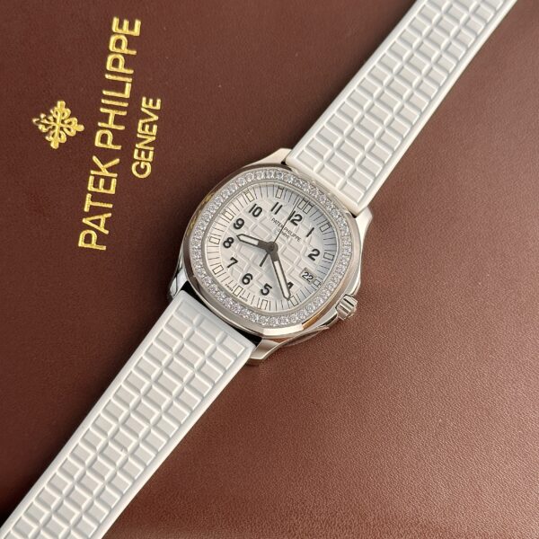 Patek Philippe Aquanaut 5067 Replica 11 Watch White Rubber PPF 35 (8)