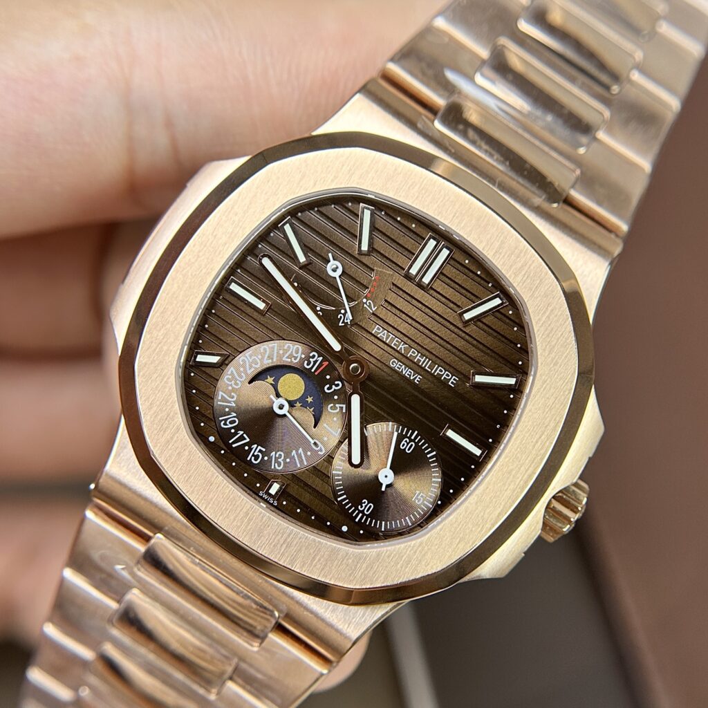 Patek Philippe Nautilus 5712 Replica 11 Watch Chocolate Dial GRF 40mm (1)