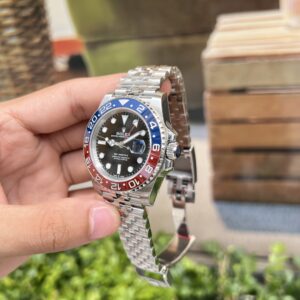 Rolex GMT-Master II 126710BLRO Replica 11 Watch Pepsi Jubilee Strap 40mm (2)