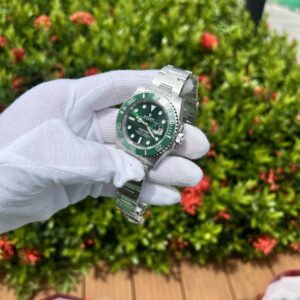 Rolex Submariner 116610LV Hulk Replica 11 Watch Best Quality 40mm (1)