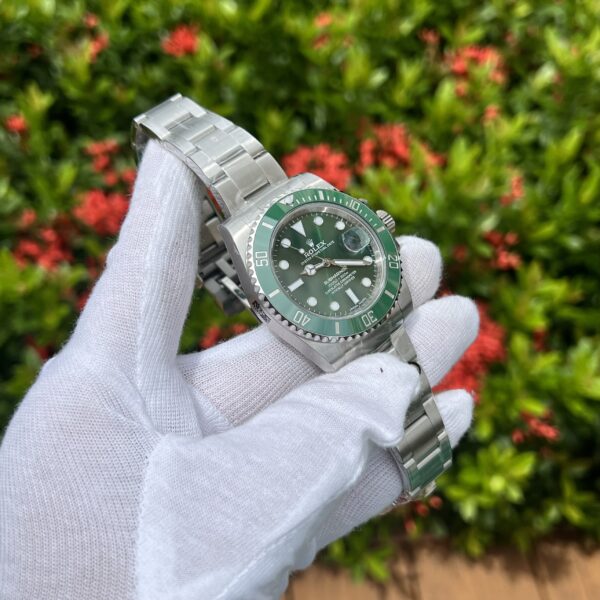 Rolex Submariner 116610LV Hulk Replica 11 Watch Best Quality 40mm (1)