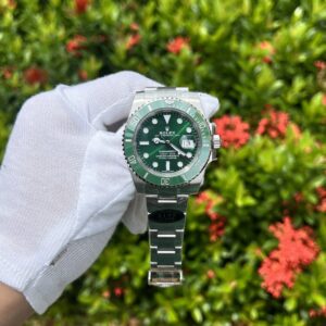 Rolex Submariner 116610LV Hulk Replica 11 Watch Best Quality 40mm (1)