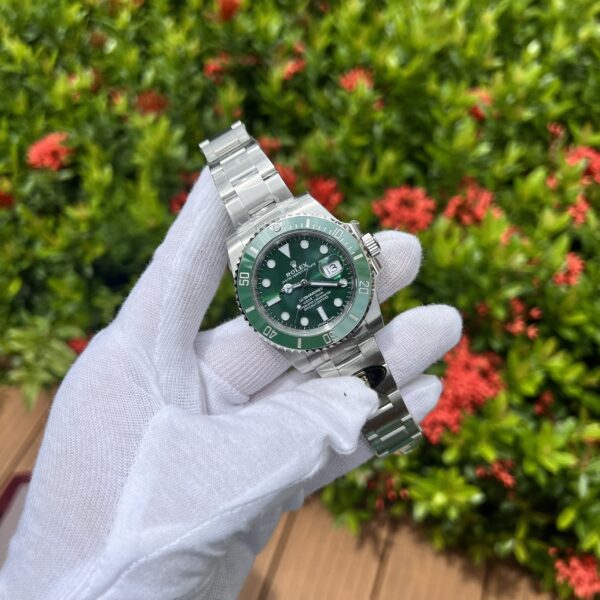 Rolex Submariner 116610LV Hulk Replica 11 Watch Best Quality 40mm (1)