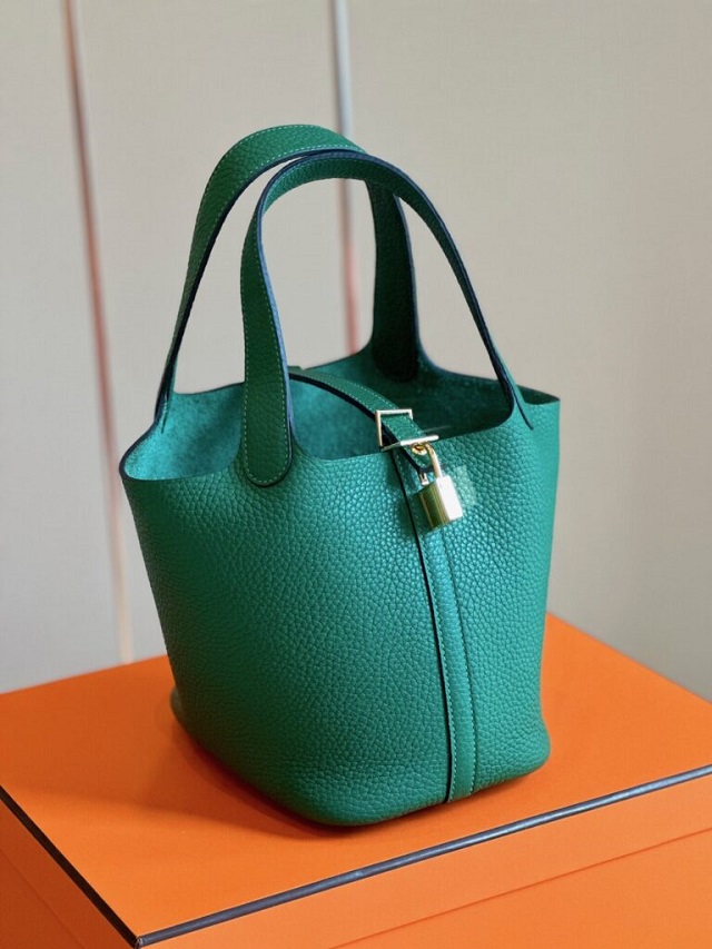 Trending Hermes Replica Bags Making Waves in the Market (1)