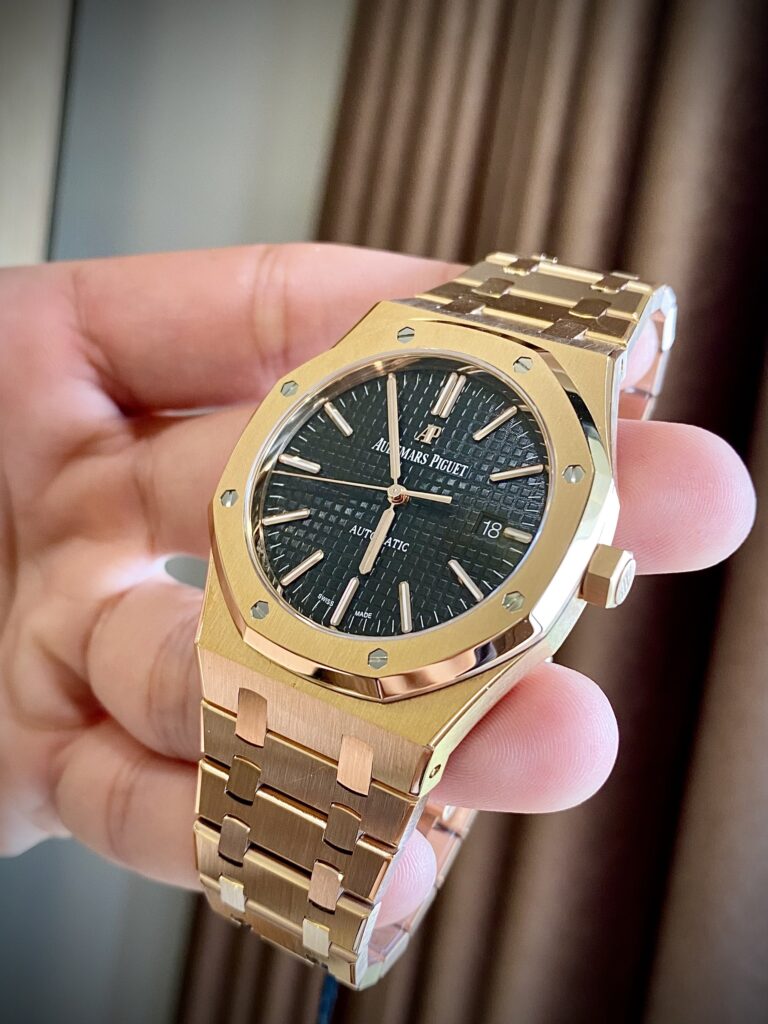 Audemars Piguet Replica 11 Watch Royal Oak 15400OR ZF Factory 41mm (8)