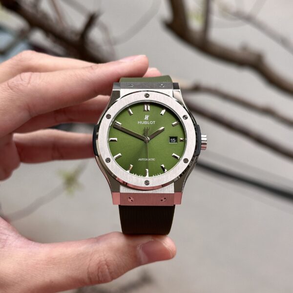 Hublot Classic Fusion Rep Watch Green Rubber Strap JJ+ 42mm (5)