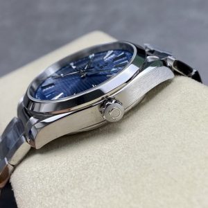 Omega Seamaster Ice Blue Dial Replica 11 Watch VS Factory 41mm (1)