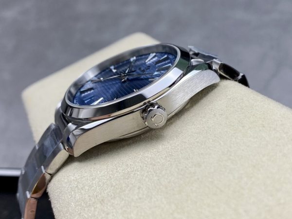 Omega Seamaster Ice Blue Dial Replica 11 Watch VS Factory 41mm (1)