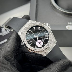 Hublot Rep 11 Watch Classic Fusion Orlinski Diamonds Titanium APS Factory 40mm (1)
