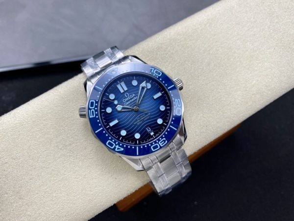 Omega-Seamaster-Replica-Watch-Diver-300m-75th-Anniversary-Summer-Blue 41mm (4)