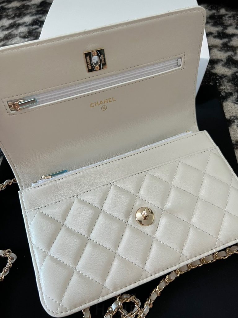 Chanel Wallet On Chain Women White Color Replica Bags 19cm