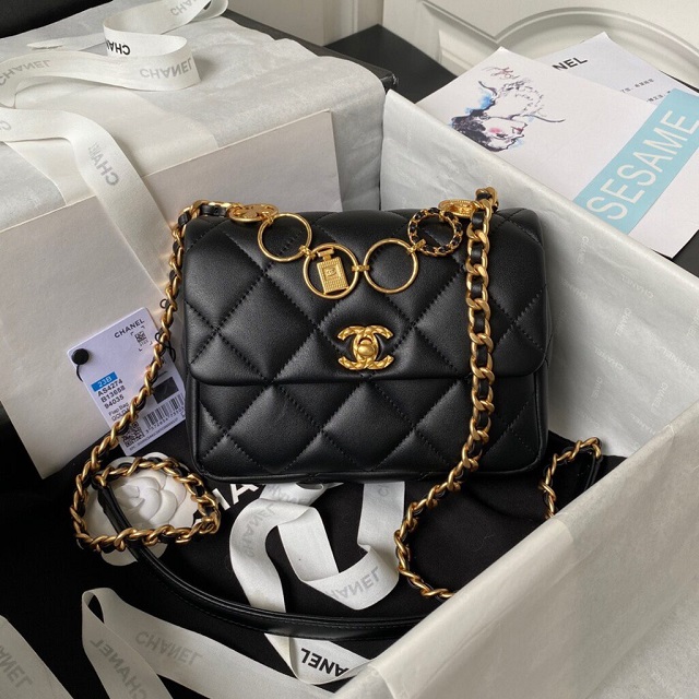 Decoding the Allure of the Collection of Replica Chanel bags