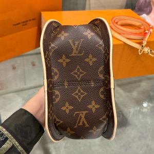 Louis Vuitton Around Me PM Monogram Replica Handbag 22.5cm