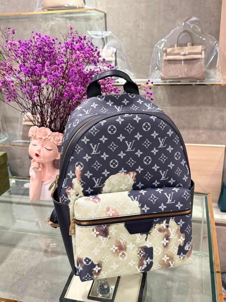 Louis Vuitton Discovery Monogram Replica Backpack 29cm