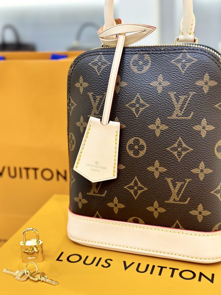 Louis Vuitton Flower Patterns Monogram Women Replica Handbags 15cm