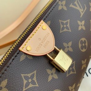 Louis Vuitton LV Pochette Tirette Monogram Replica Handbags Brown Color 22cm