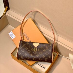 Louis Vuitton LV Pochette Tirette Monogram Replica Handbags Brown Color 22cm