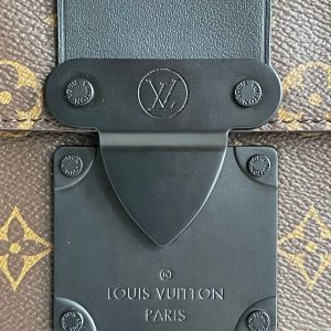 Louis Vuitton LV S-Lock Messenger Monogram Brown Color Replica Handbags 22cm