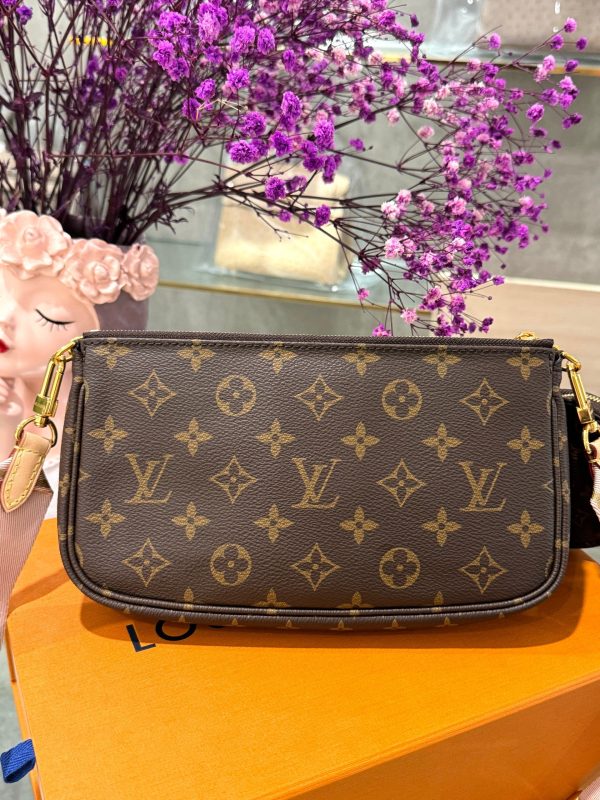 Louis Vuitton Multi Pochette Monogram Replica Handbags 22cm