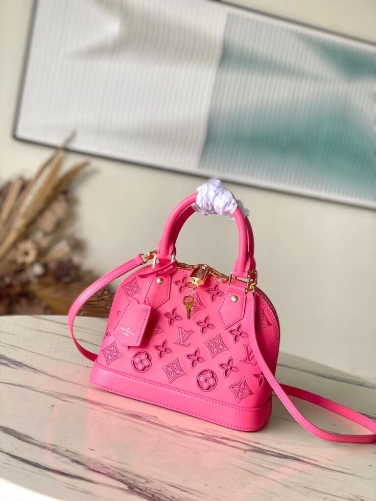 Replica Louis Vuitton Handbags Exquisite Design, Superior Quality