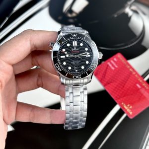 Replica Omega Watch Seamaster Diver 300M Black Dial VS Factory 42mm (3)