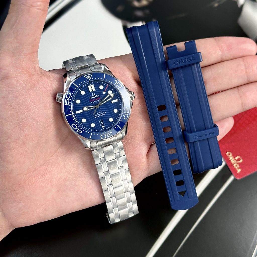 Replica Omega Watch Seamaster Diver 300M Blue Dial VS Factory 42mm (2)