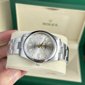 Rolex Oyster Perpetual 124300 Dial Silver Replica Watches Clean Factory 41mm (2)
