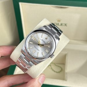 Rolex Oyster Perpetual 124300 Dial Silver Replica Watches Clean Factory 41mm (2)