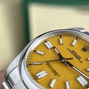 Rolex Oyster Perpetual 124300 Yellow Dial Replica Watches Clean Factory 41mm (1)