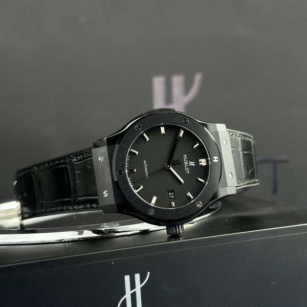 Hublot Classic Fusion Black Ceramic Best Replica JJZ Factory SW300 Customs 42mm (1)