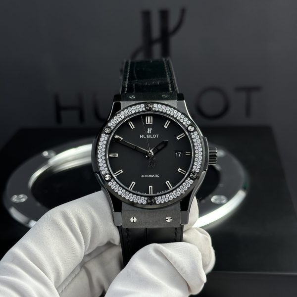 Hublot Classic Fusion Black Ceramic Bezel Diamonds JJZ Factory SW300 Customs 42mm (2)