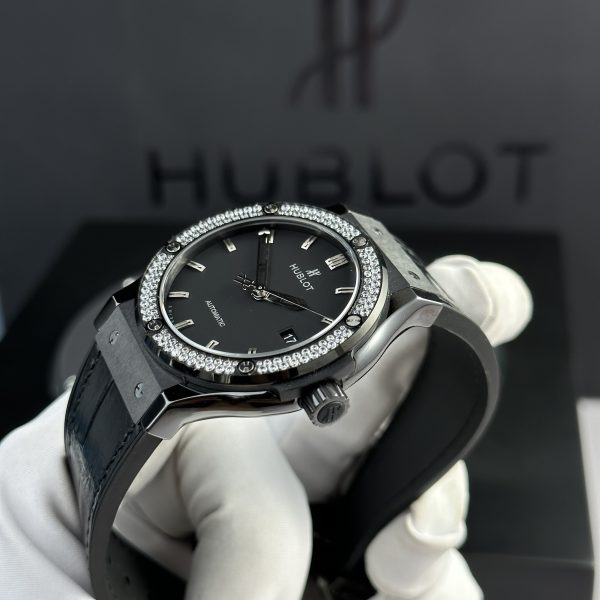 Hublot Classic Fusion Black Ceramic Bezel Diamonds JJZ Factory SW300 Customs 42mm (2)