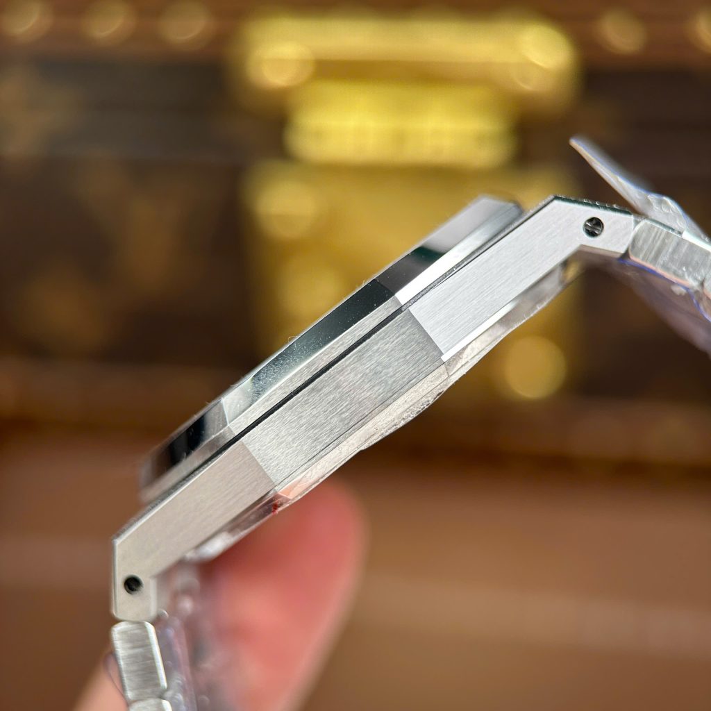 Đồng Hồ Audemars Piguet Rep11 Royal Oak 15410 Frosted Mặt Xanh Than Nhà Máy APS 41mm