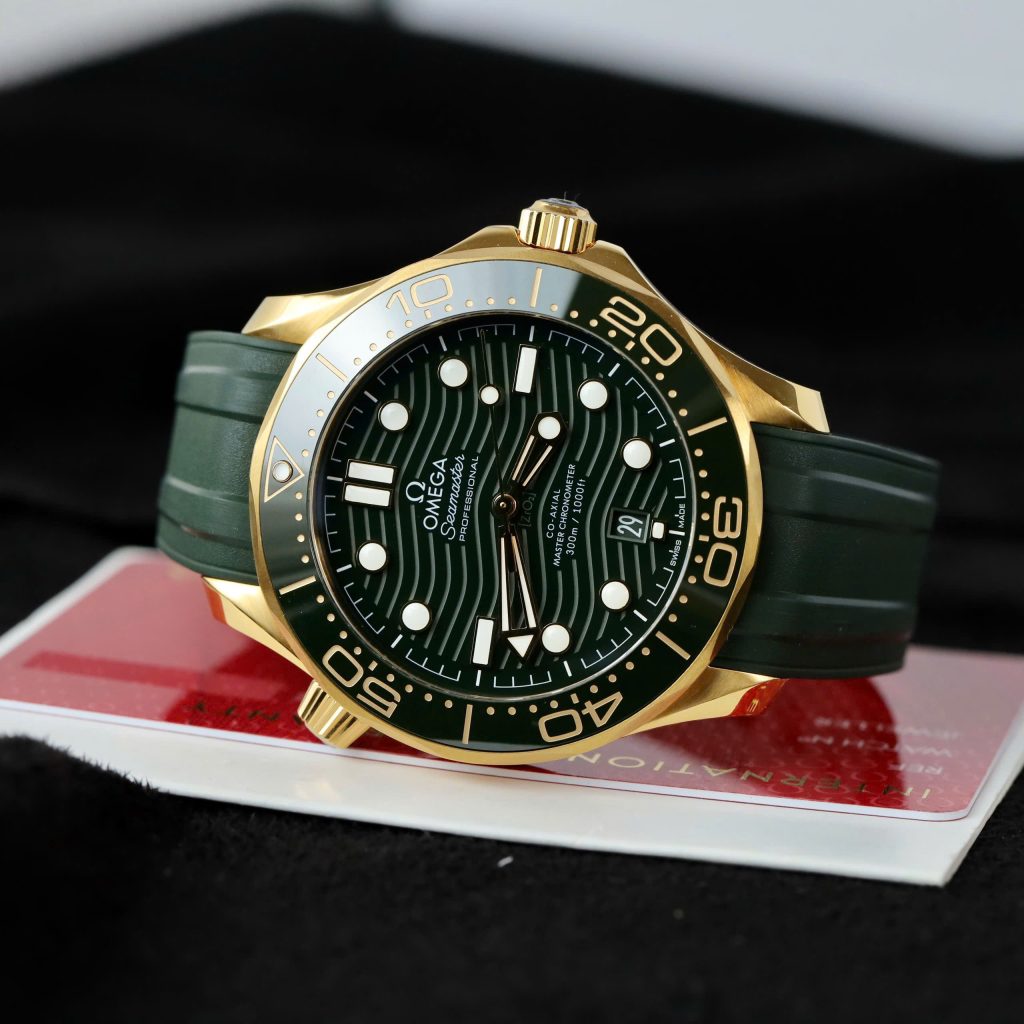 Đồng Hồ Omega Seamaster Diver 300M Chế Tác Màu Xanh Lá Cây Nhà Máy VSF 42mm