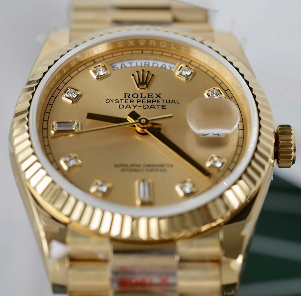 Đồng Hồ Rolex Chế Tác Day-Date M128238 Màu Vàng Trọng Lượng 159 Gram Xưởng QF 36mm