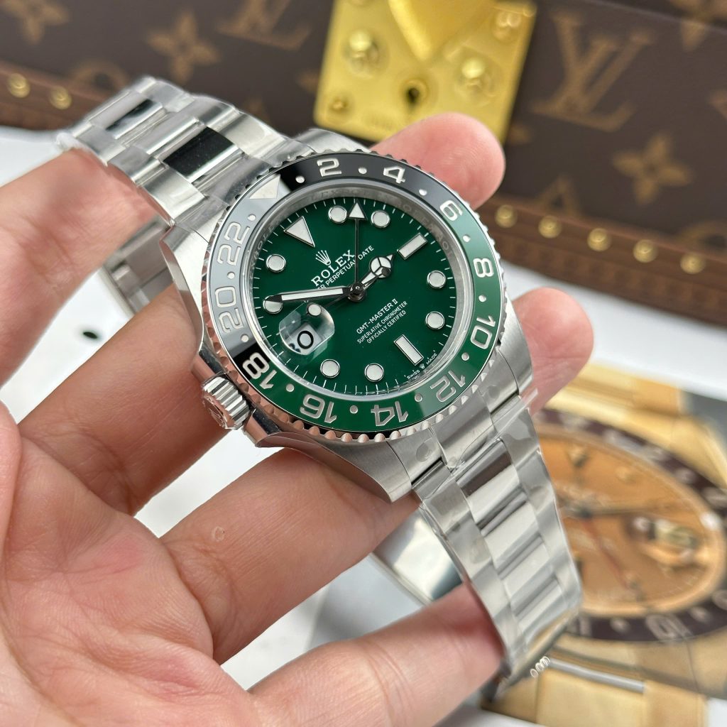 Đồng Hồ Rolex Rep 11 GMT-Master II 126729VTNR Mặt Số Xanh Gốm Nhà Máy Clean 40mm
