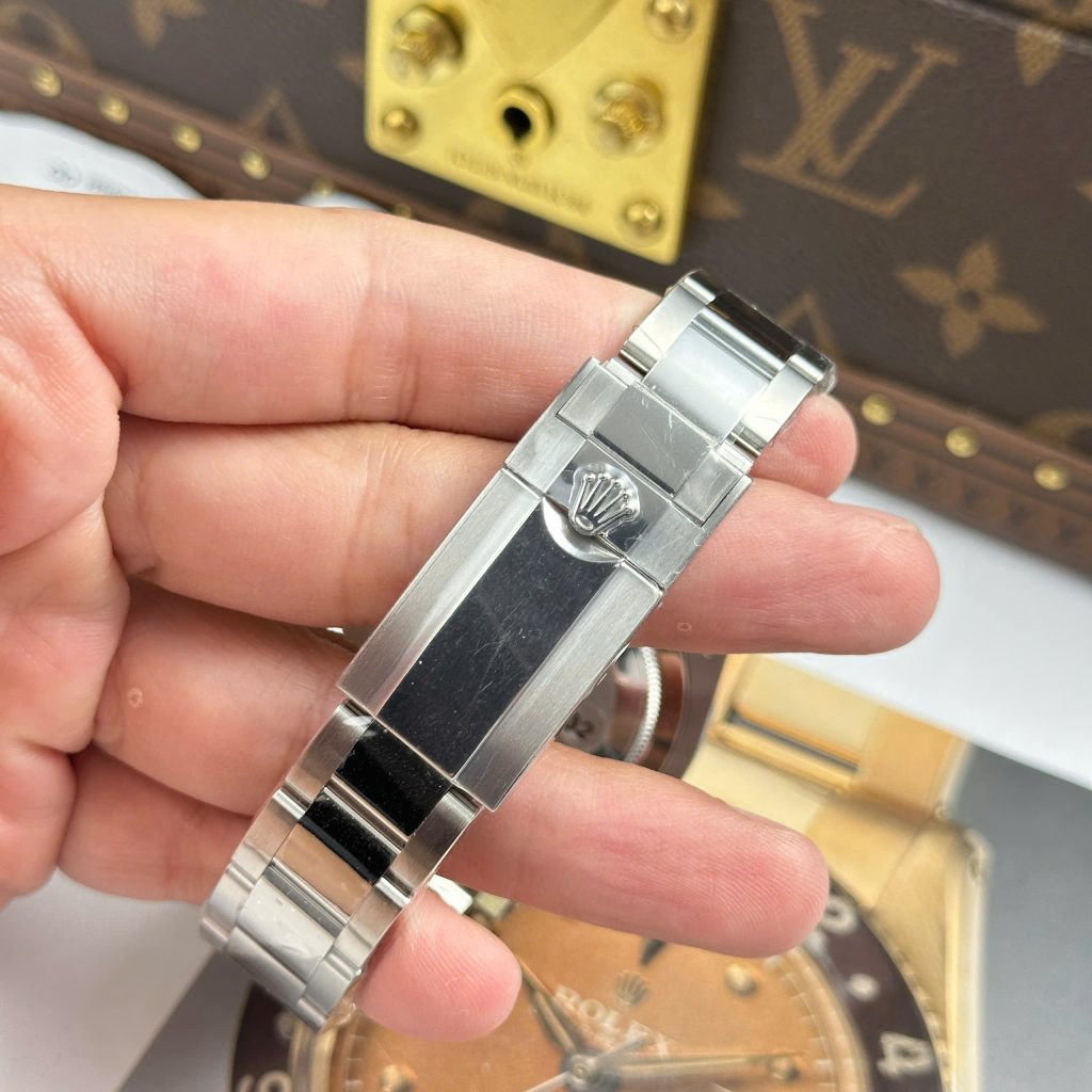 Đồng Hồ Rolex Rep 11 GMT-Master II 126729VTNR Mặt Số Xanh Gốm Nhà Máy Clean 40mm