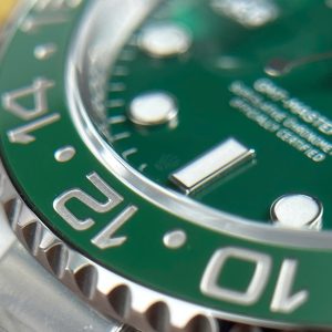 Đồng Hồ Rolex Rep 11 GMT-Master II 126729VTNR Mặt Số Xanh Gốm Nhà Máy Clean 40mm