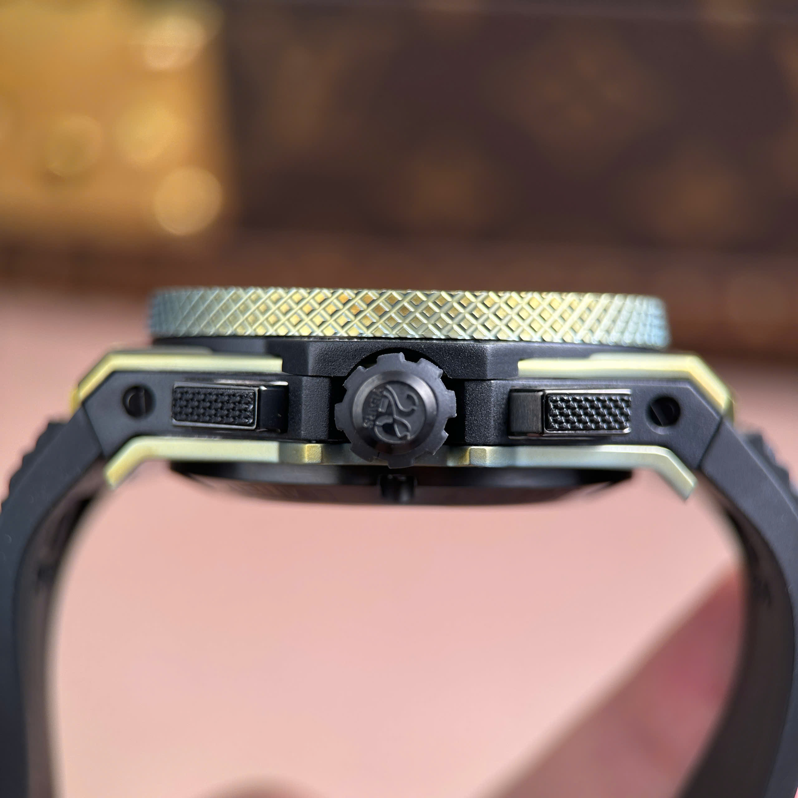 Đồng hồ Hublot Nam Replica 11 Big Bang 20th Anniversary nhà máy BBA 43mm (14) Đồng hồ Hublot Nam Replica 11 Big Bang 20th Anniversary nhà máy BBA 43mm