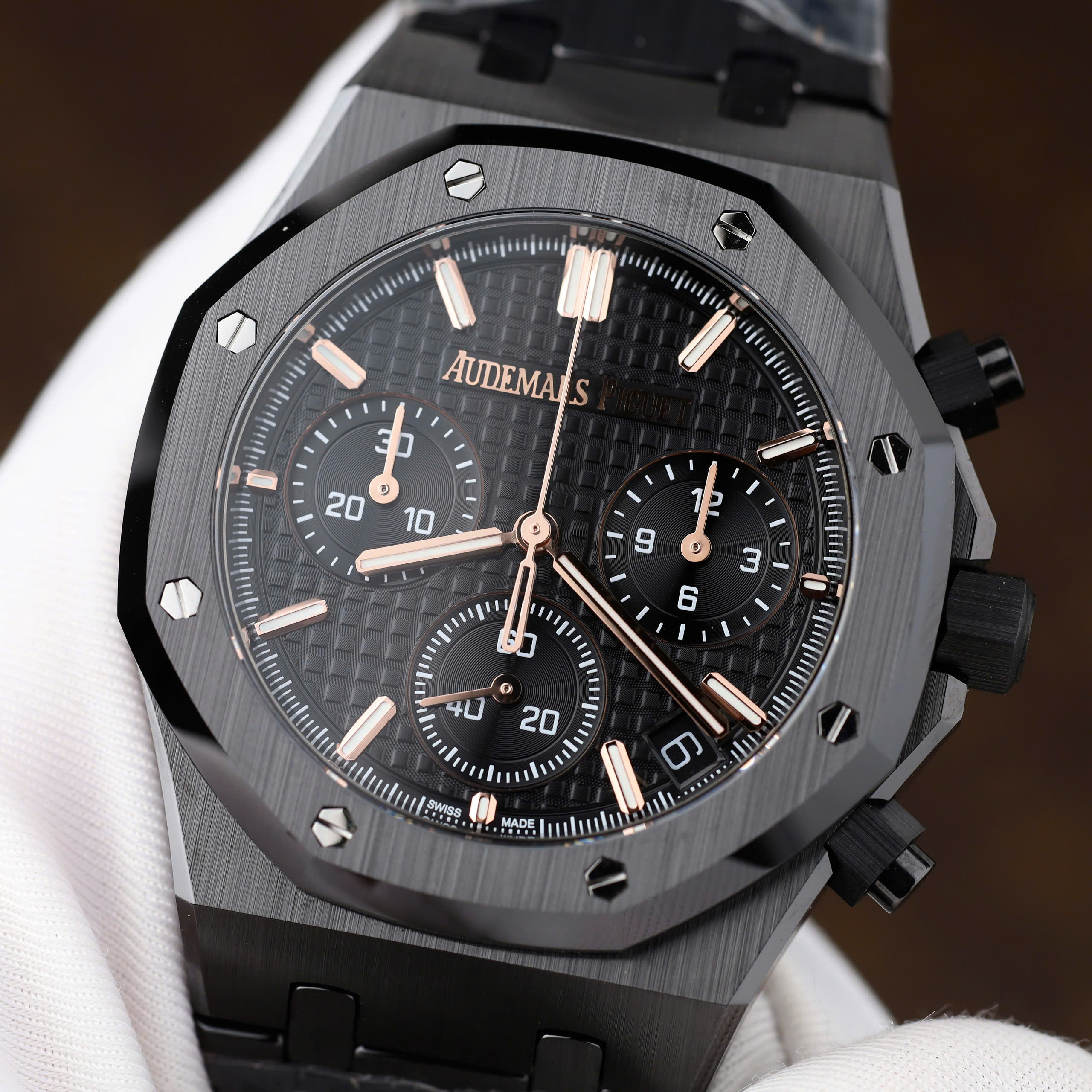 Đồng Hồ Audemars Piguet Replica 11 Royal Oak 26240CE Vỏ Gốm Đen Xưởng APS 41mm (5) Đồng Hồ Audemars Piguet Replica 11 Royal Oak 26240CE Vỏ Gốm Đen Xưởng APS 41mm