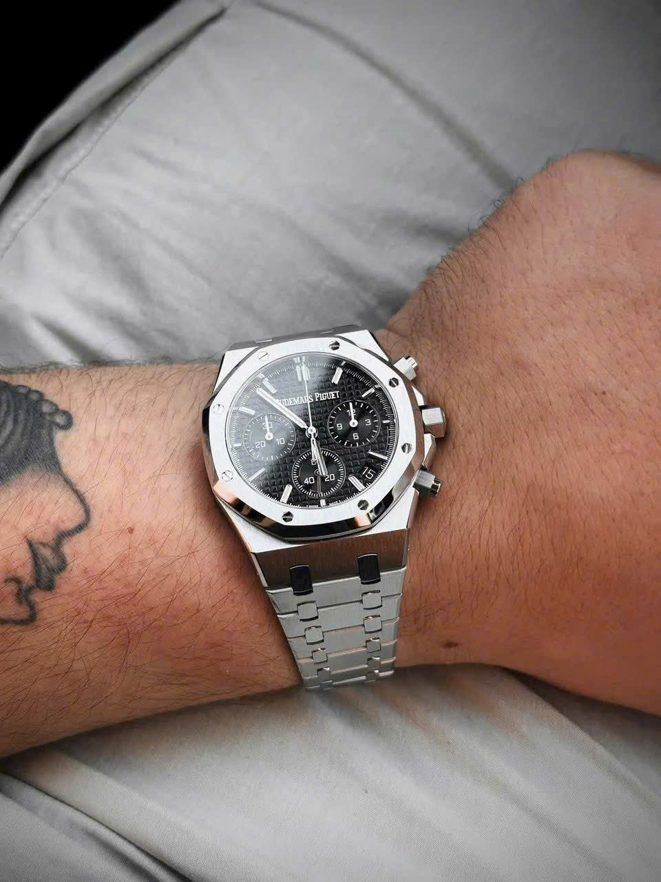 Đồng Hồ Audemars Piguet Replica 11 Royal Oak Chronograph 26240 Mặt Đen Nhà Máy APS 41mm (1) Đồng Hồ Audemars Piguet Replica 11 Royal Oak Chronograph 26240 Mặt Đen Nhà Máy APS 41mm