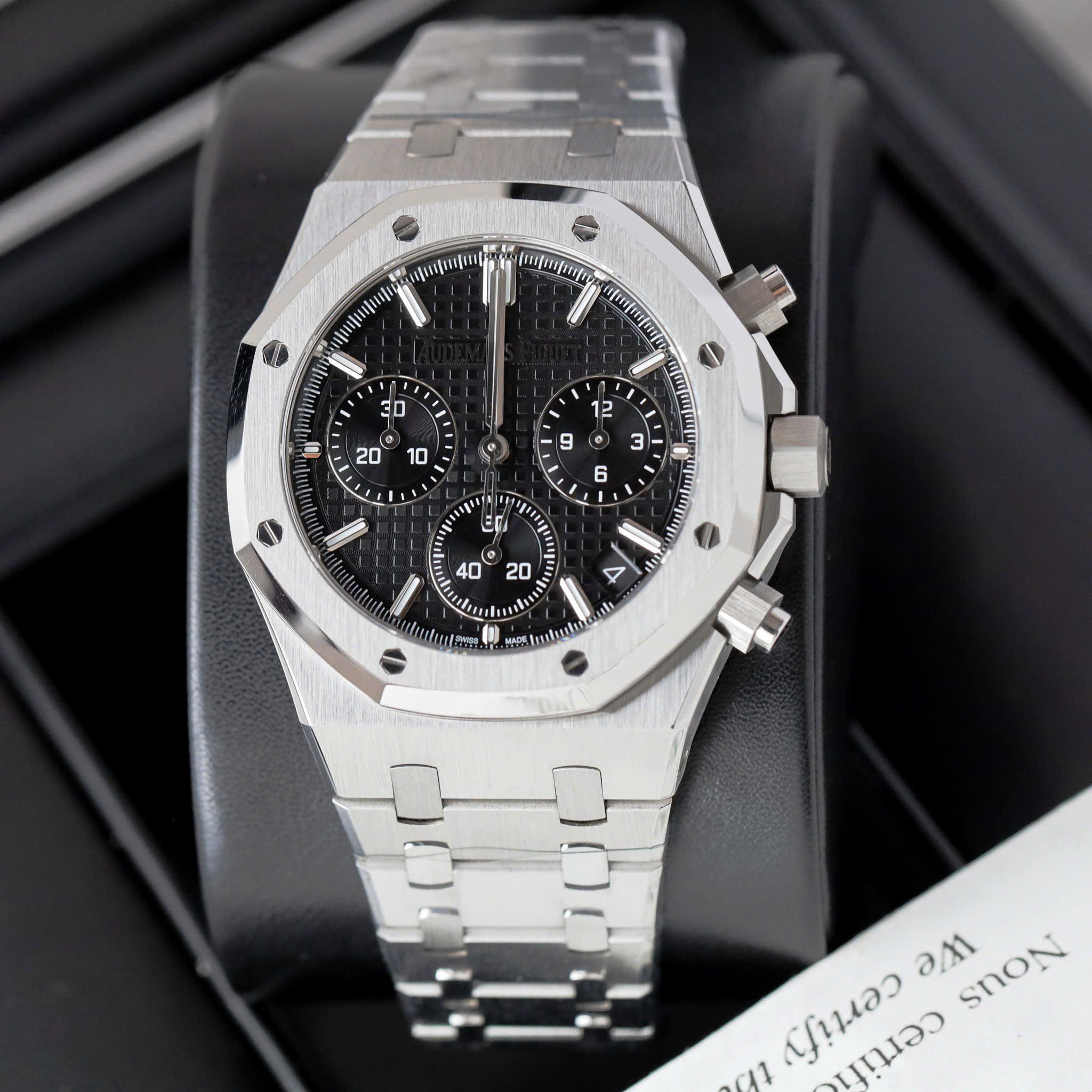 Đồng Hồ Audemars Piguet Replica 11 Royal Oak Chronograph 26240 Mặt Đen Nhà Máy APS 41mm (8) Đồng Hồ Audemars Piguet Replica 11 Royal Oak Chronograph 26240 Mặt Đen Nhà Máy APS 41mm