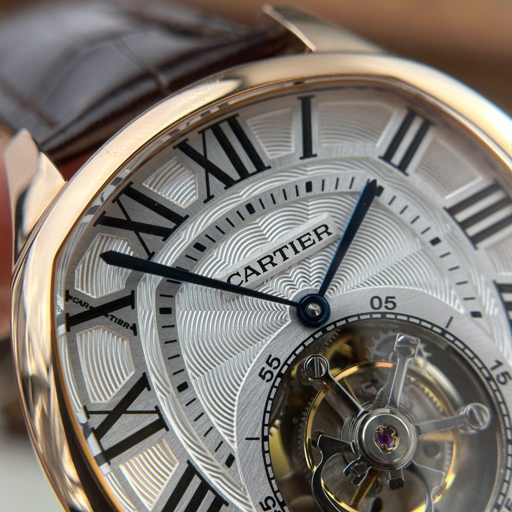 Đồng Hồ Cartier Drive Tourbillon Replica 11 Mặt Số Vân Guiloche Dây Da Nâu 41mm