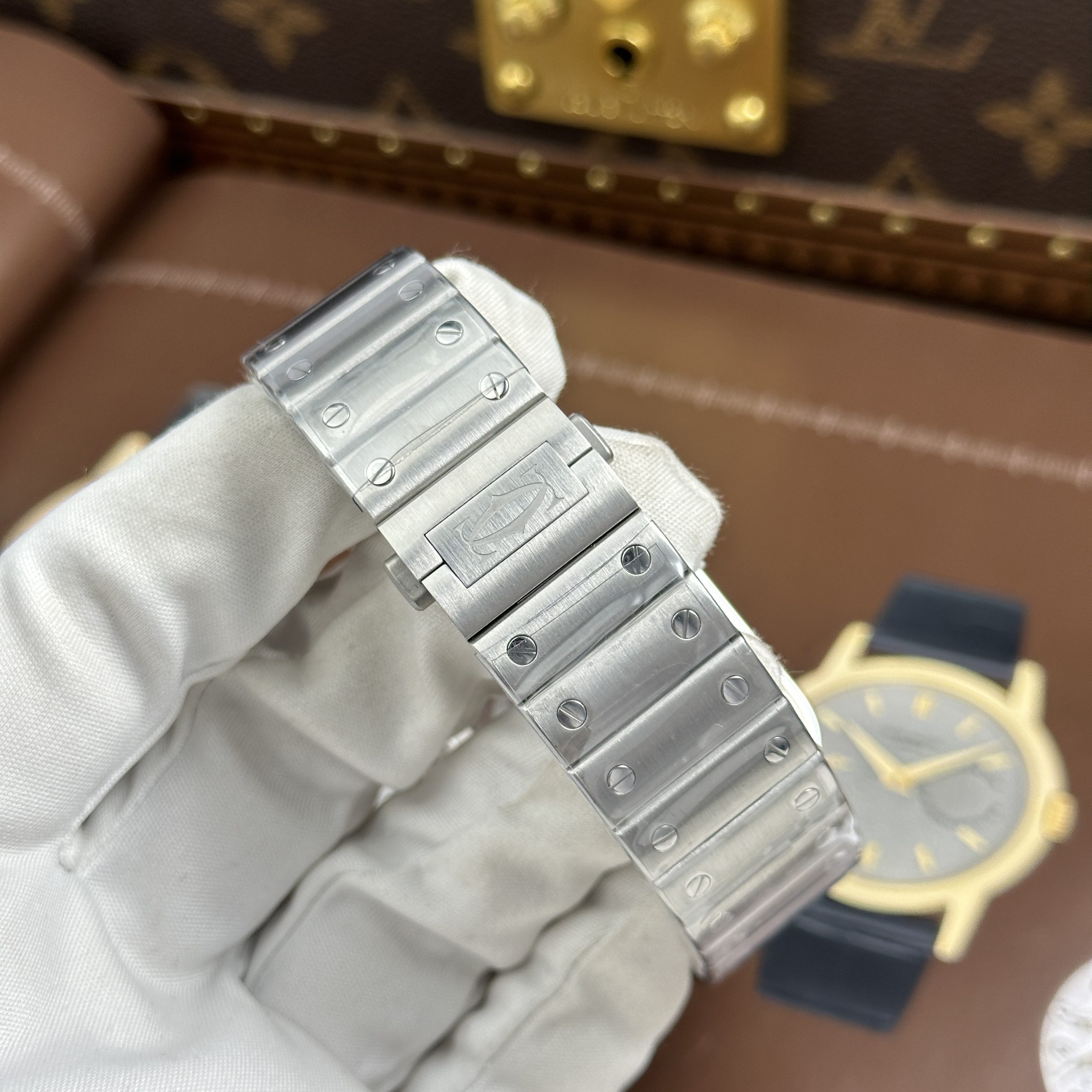 Đồng Hồ Cartier Santos de Cartier Chế Tác Lộ Cơ Skeleton Nhà Máy MLF 39 (10) Đồng Hồ Cartier Santos de Cartier Chế Tác Lộ Cơ Skeleton Nhà Máy MLF 39.8mm