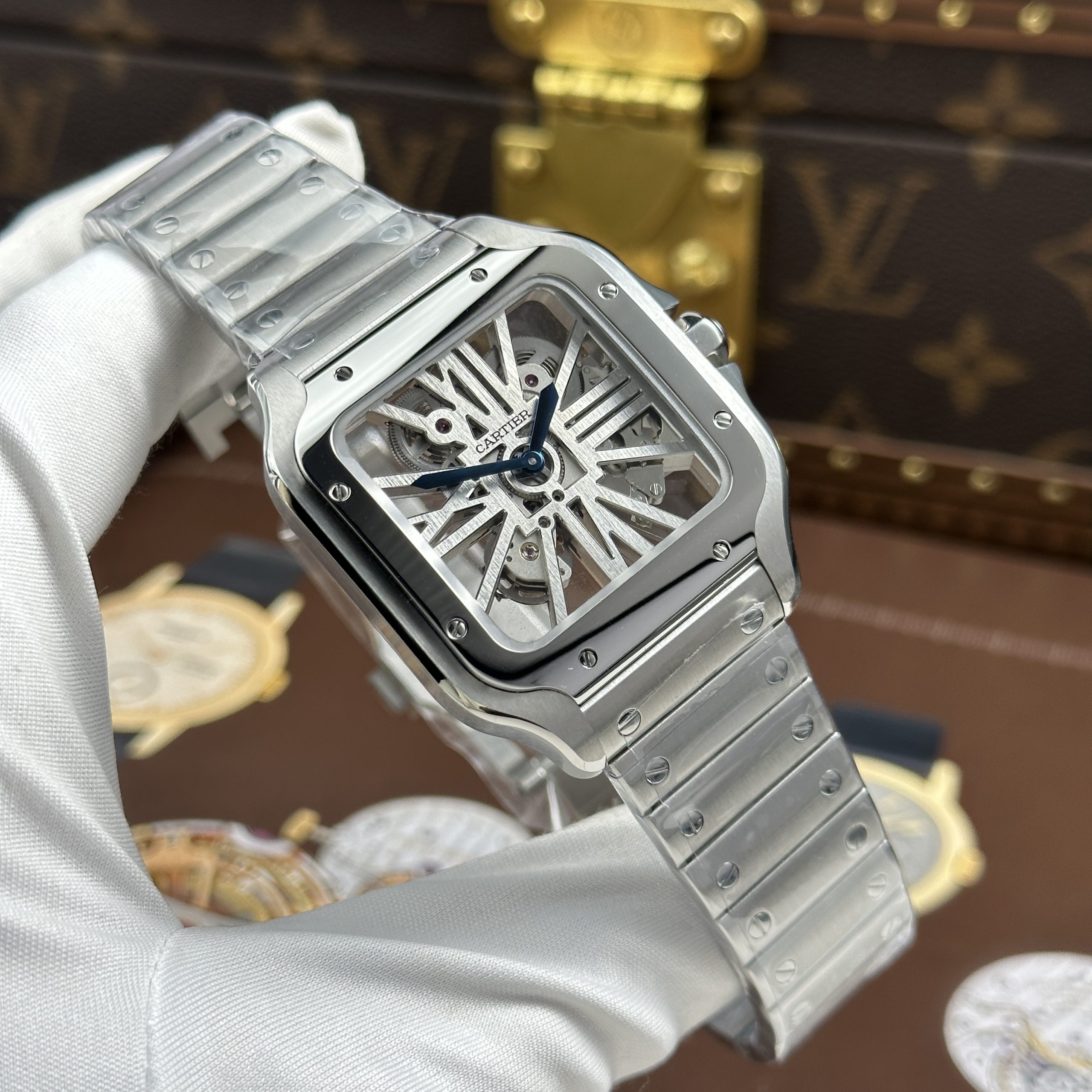 Đồng Hồ Cartier Santos de Cartier Chế Tác Lộ Cơ Skeleton Nhà Máy MLF 39 (5) Đồng Hồ Cartier Santos de Cartier Chế Tác Lộ Cơ Skeleton Nhà Máy MLF 39.8mm