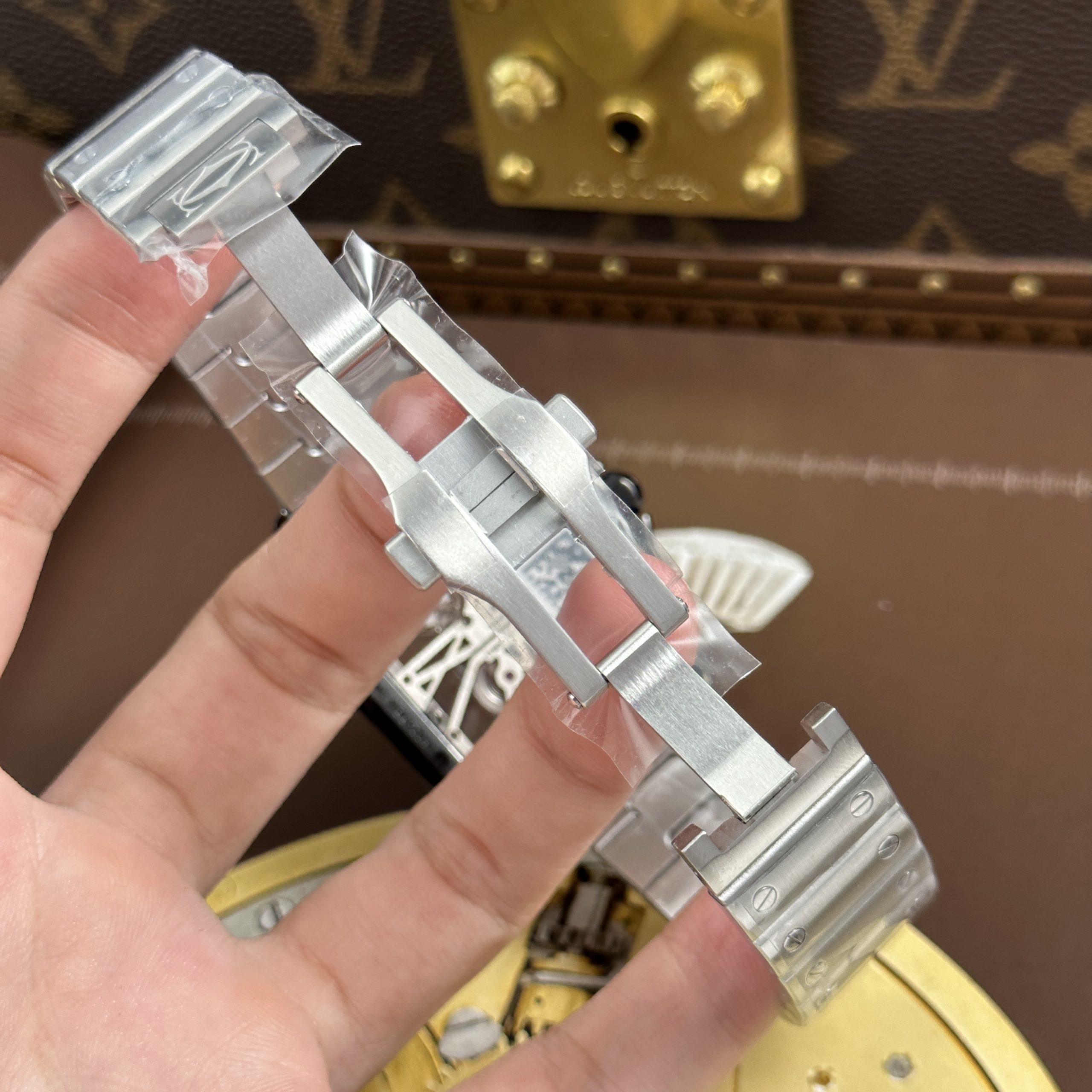 Đồng Hồ Cartier Santos de Cartier Skeleton Rep 11 Demi Mặt Xanh Lá Cây Nhà Máy MLF 39 (3) Đồng Hồ Cartier Santos de Cartier Skeleton Rep 11 Demi Mặt Xanh Lá Cây Nhà Máy MLF 39.8mm