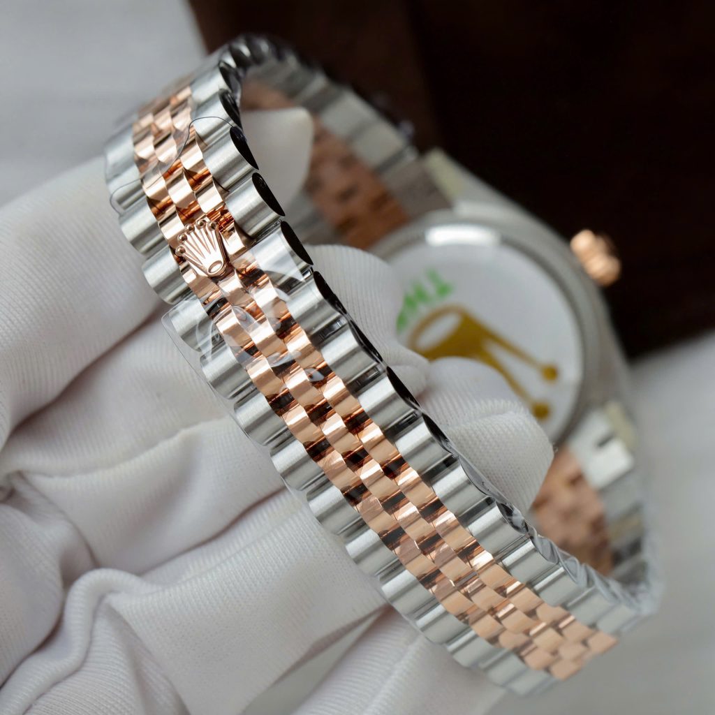 Đồng Hồ Rolex DateJust Replica 11 Mặt Số Hồng Cọc Số Dạ Quang Nhà Máy THB 31mm