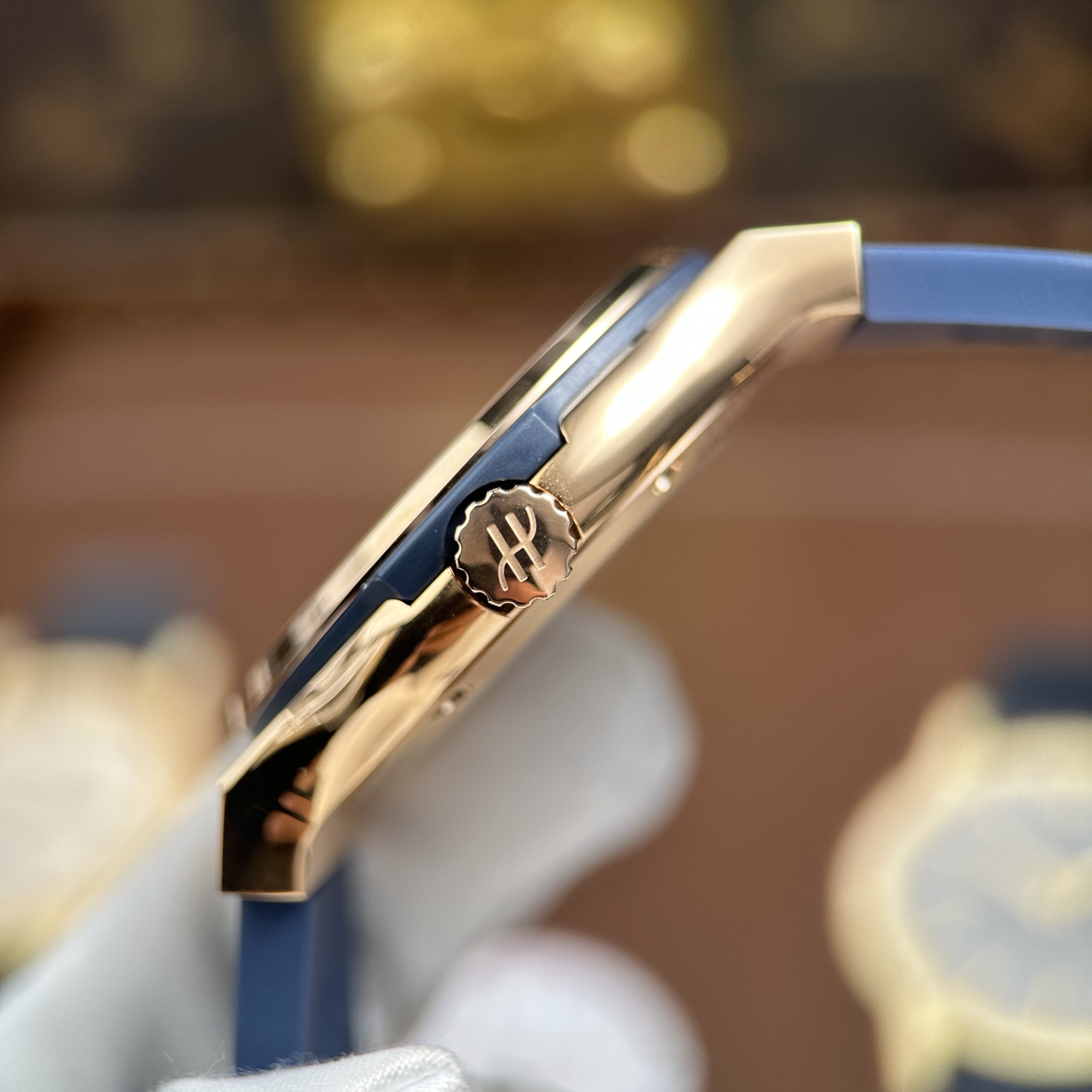 Đồng Hồ Hublot Classic Fusion Chế Tác Vàng Hồng Boutique Pisa 1940 Edition Xưởng JJZ 42mm (7) Đồng Hồ Hublot Classic Fusion Chế Tác Vàng Hồng Boutique Pisa 1940 Edition Xưởng JJZ 42mm